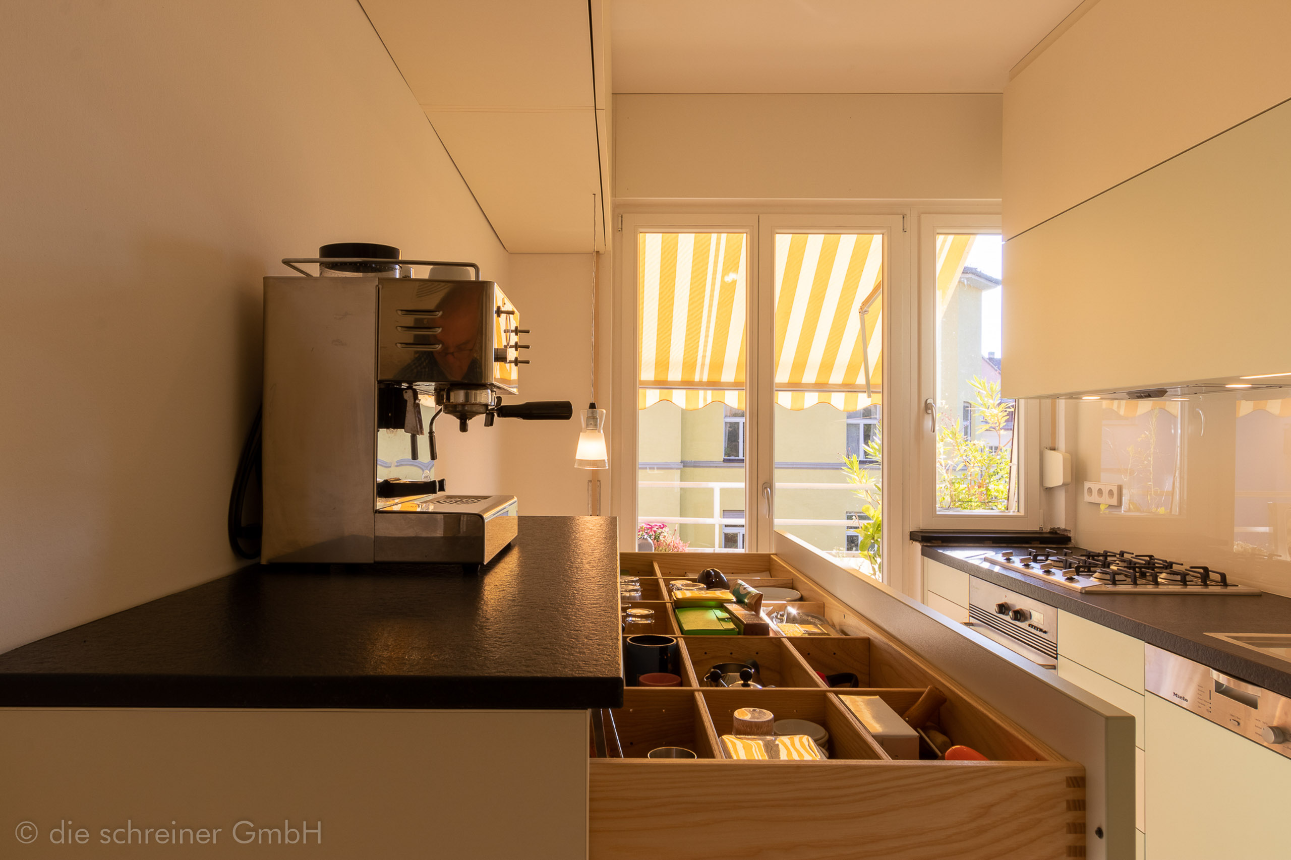 Küche-Blum-Servodrive